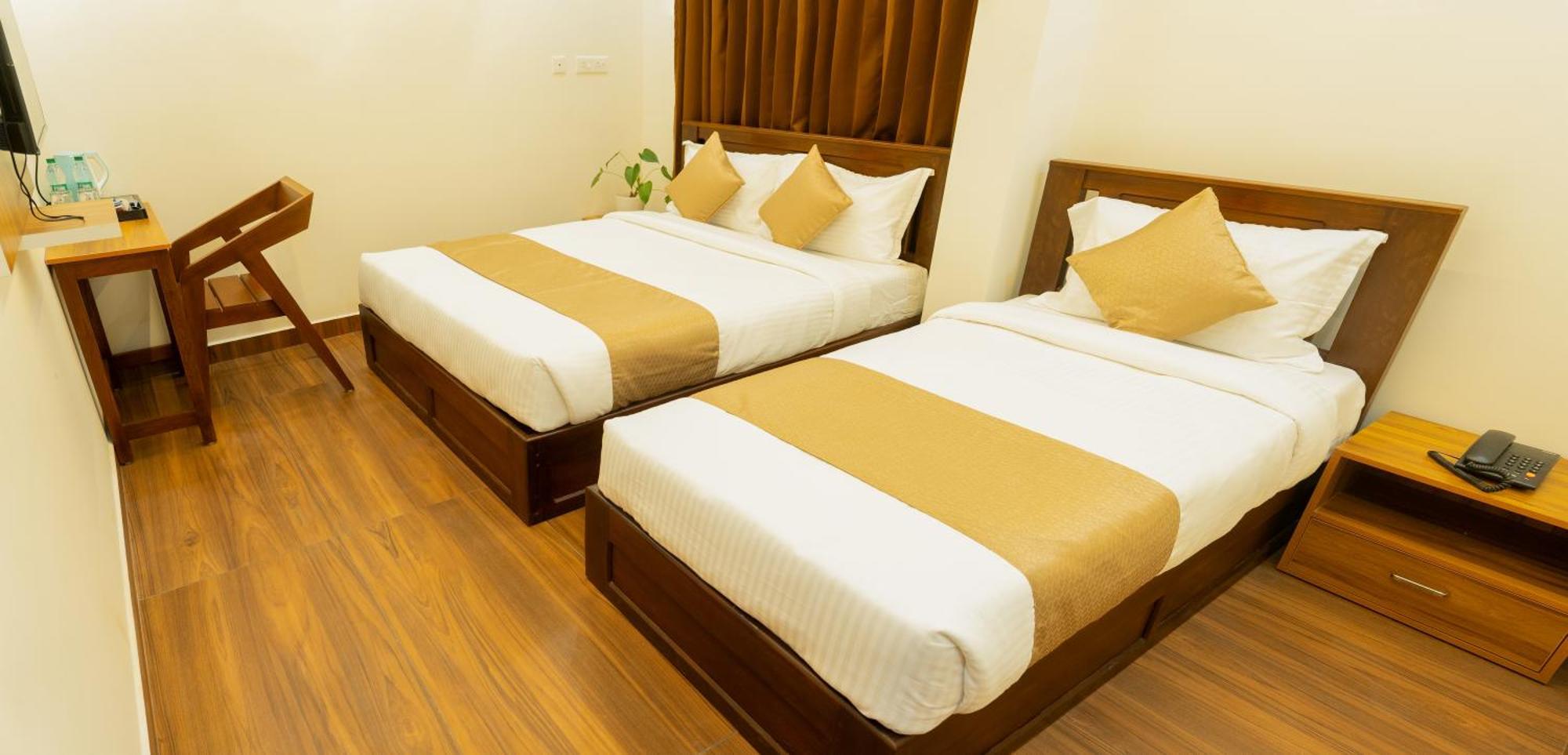 Fly View Airport Residency Hotel Nedumbassery Ngoại thất bức ảnh