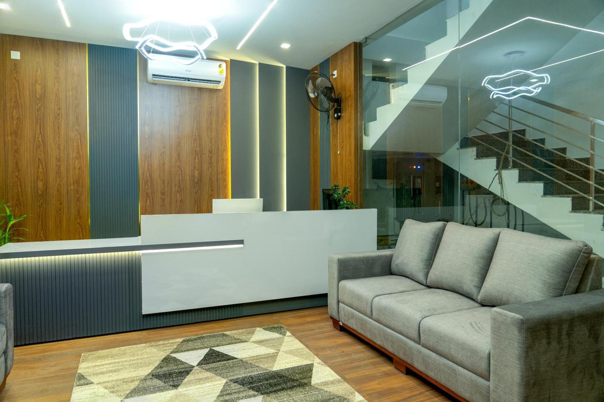 Fly View Airport Residency Hotel Nedumbassery Ngoại thất bức ảnh