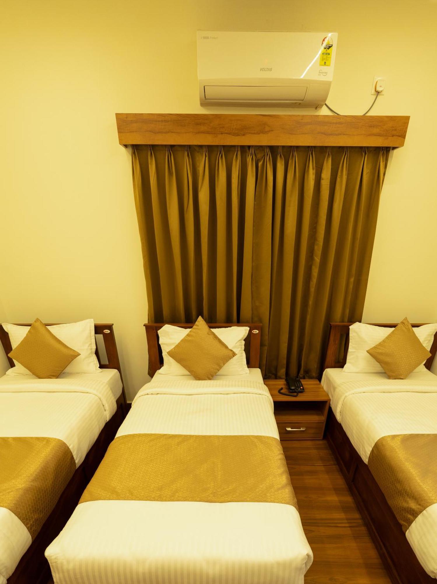 Fly View Airport Residency Hotel Nedumbassery Ngoại thất bức ảnh
